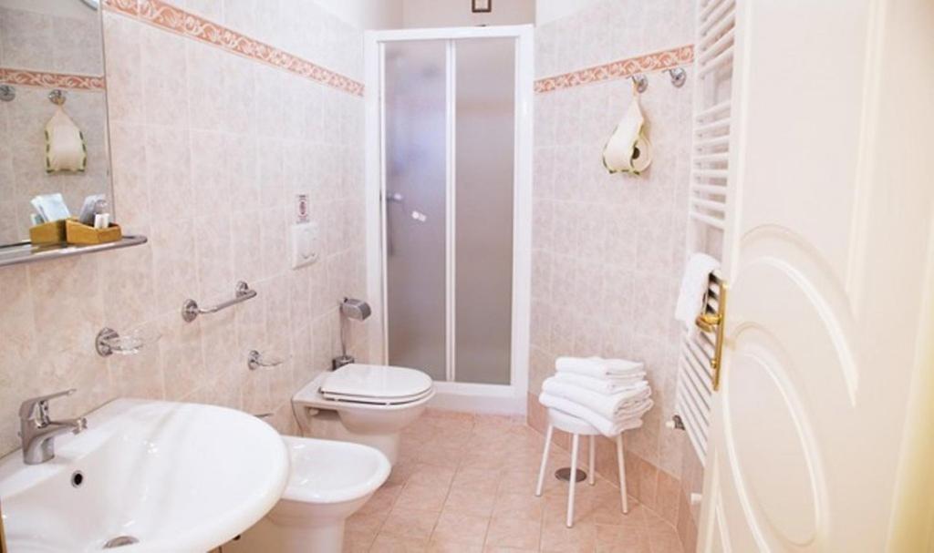 Villa Santa Margherita - B&B كورتونا الغرفة الصورة
